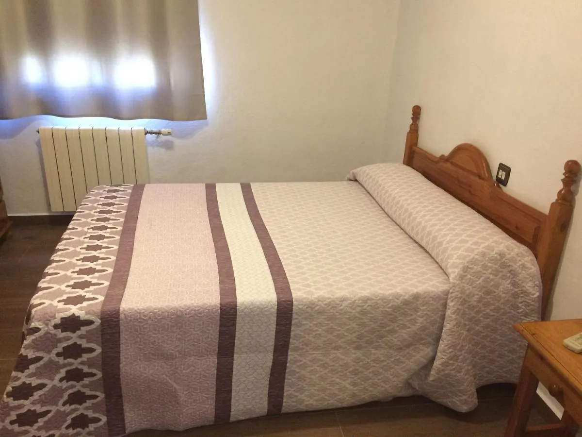 Hotel El Cruce Hornos