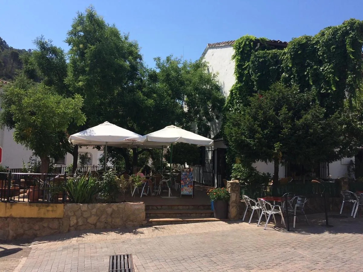 Hotel El Cruce Hornos
