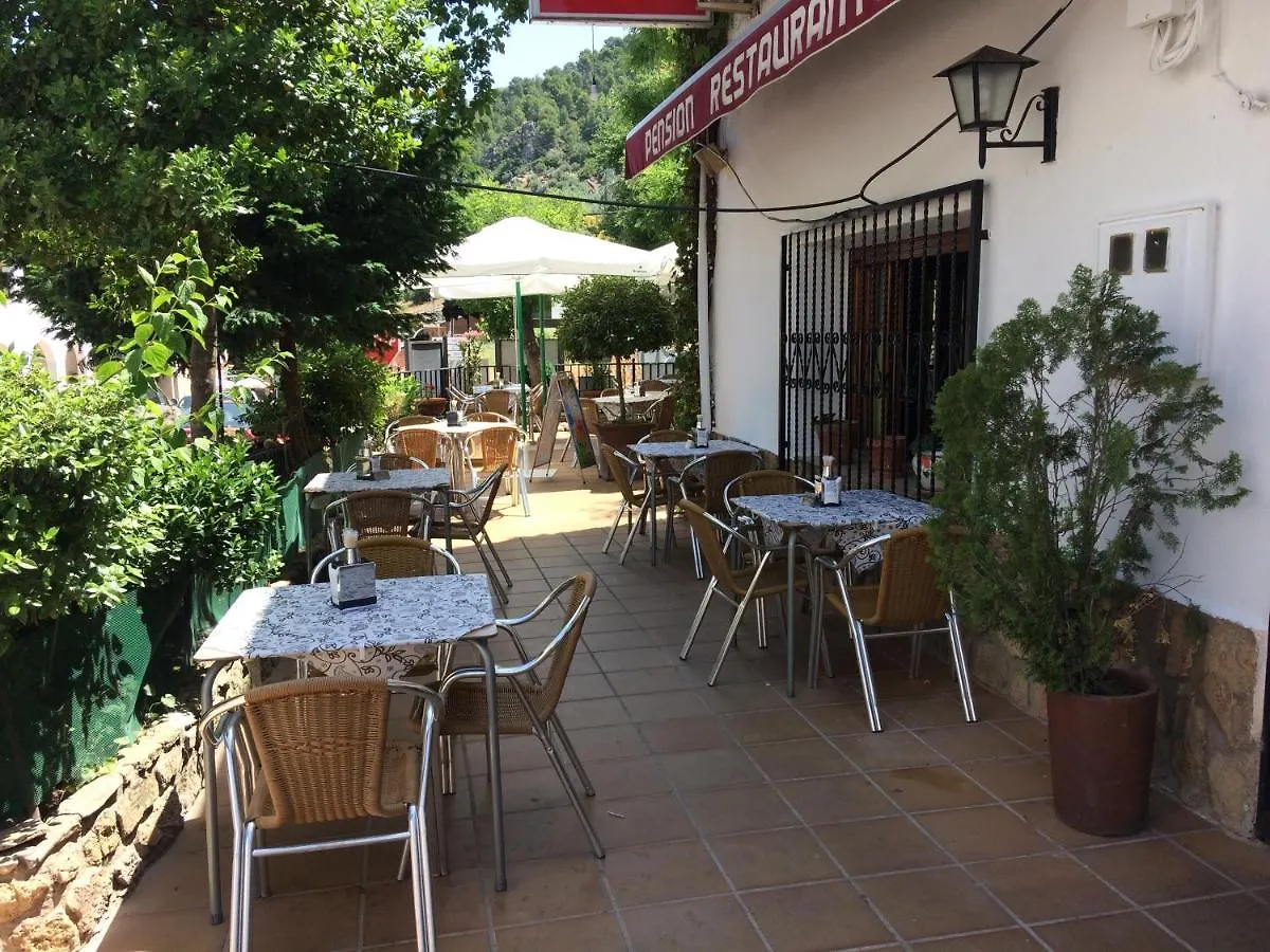 Hotel El Cruce Hornos