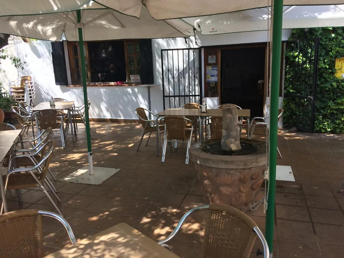 Hotel El Cruce Hornos